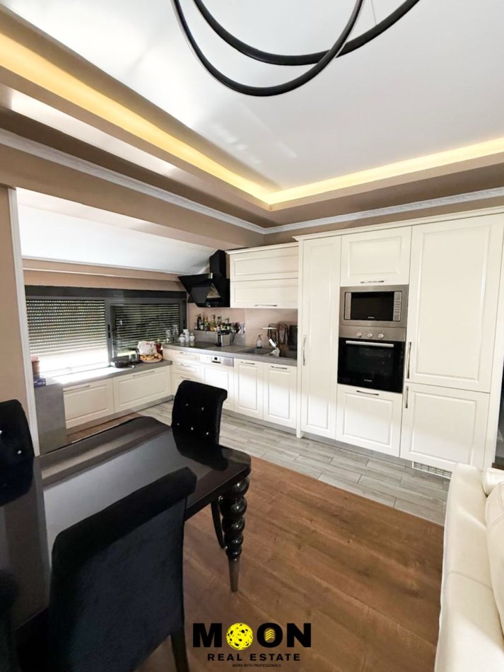Tirane, jepet me qera apartament 2+1 Kati 3, 100 m² 650 € (Rruga Don Bosko)