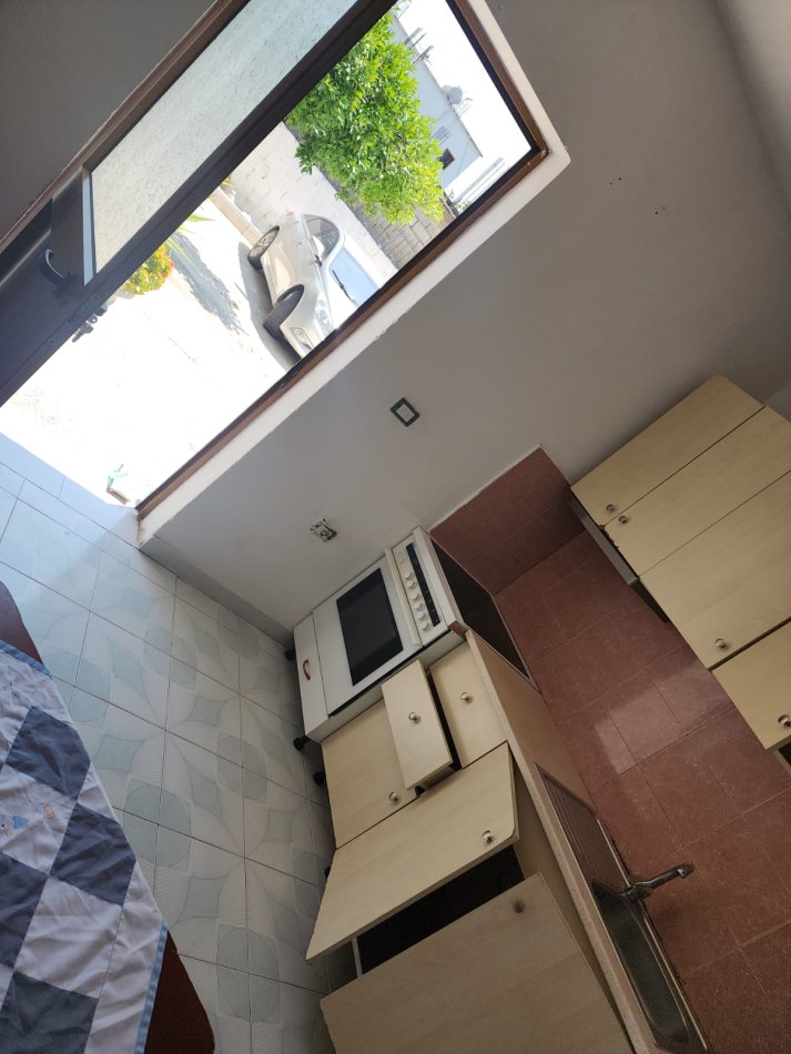 Tirane, jepet me qera shtepi 1+1 Kati 1, 48 m² 300 € (Mantho Nakuci)