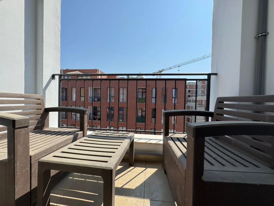 Tirane, jepet me qera apartament 2+1+Ballkon Kati 6, 115 m² 650 € (Jordan Misja)