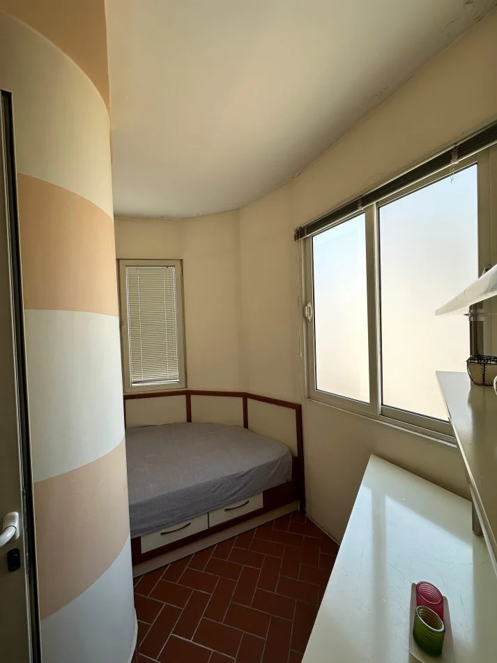 Tirane, jepet me qera apartament 1+1+Aneks+Ballkon Kati 6, 75 m² 550 € (Don Bosko)