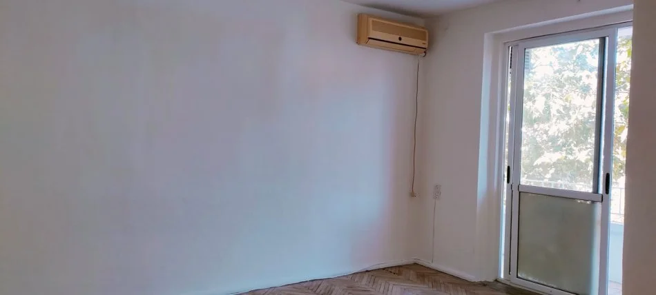 Tirane, shitet apartament 2+1+Ballkon Kati 4, 70 m² 125.000 € (Perballe Shkolles Harry Fultz)