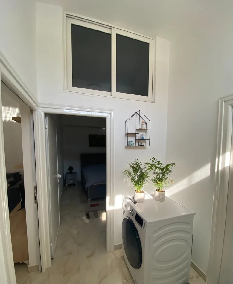 Tirane, jepet me qera apartament 1+1 Kati 0, 50 m² 500 € (Pjeter Budi)