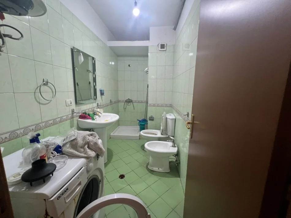 Perball Delijorgjit, jap apartament 3+1+Ballkon Kati 10, 115 m² 580 € (pranohen student))