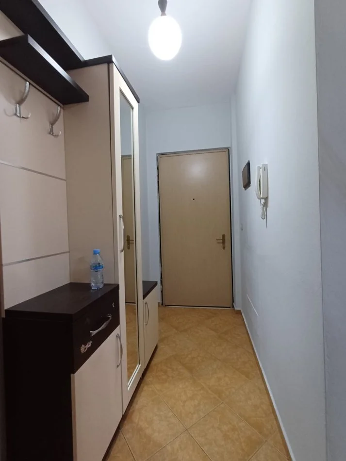 Tirane, shitet apartament 1+1+Ballkon Kati 2, 63 m² 100.000 € (Rruga Muhamet Deliu)