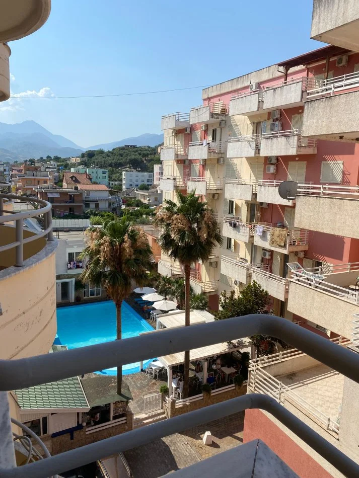 Jepet me qira ditore  apartament 1+1 Kati 4 (Orikum!)