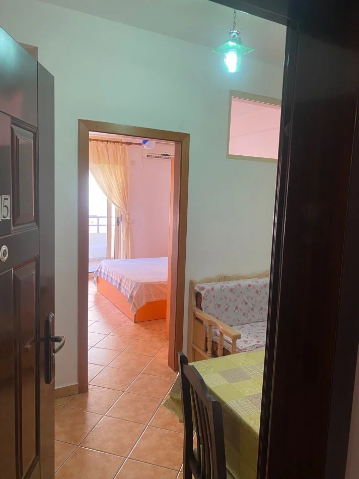 Jepet me qira ditore  apartament 1+1 Kati 4 (Orikum!)