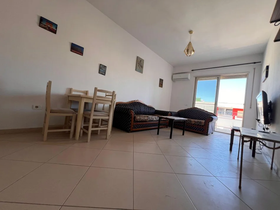 Shitet apartament 1+1, Spitali Amerikan 3 tek Golden Park, 115,000€