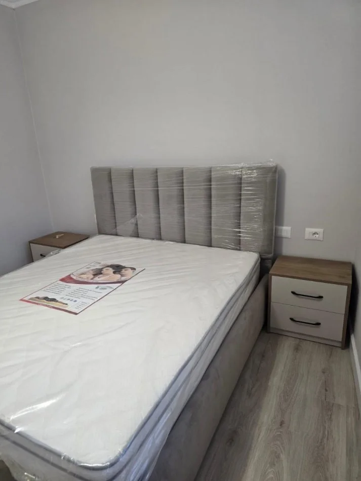 Tirane, jepet me qera apartament Kati 4, 500 €