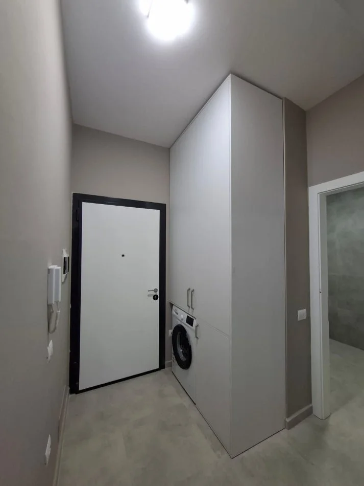 Tirane, jepet me qera , (Birra Tirana)