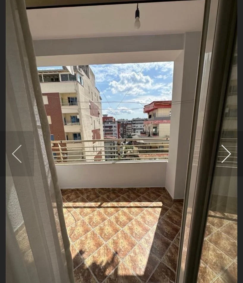 jepet me qera , (Astir,pran bar Artistit)