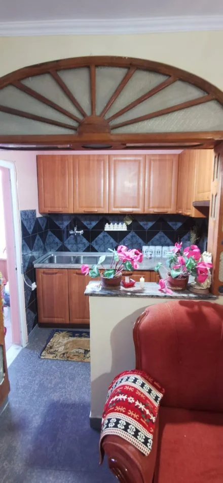 Tirane, jepet me qera apartament 1+1+Ballkon Kati 3, 55 m² 400 € (21 dhjetori)
