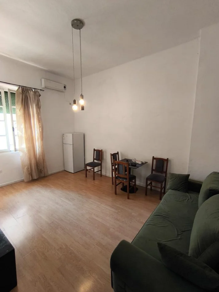 Tirane, jepet me qera apartament 2+1+Ballkon Kati 4, 86 m² 599 € (Rruga Moskatet)