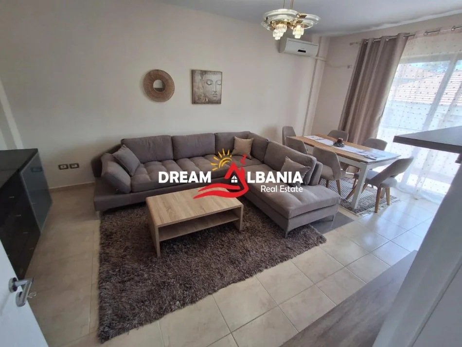 Tirane, jepet me qera apartament 2+1 Kati 2, 90 m² 600 € (afer Shkolles Rreze Drite Sauk)