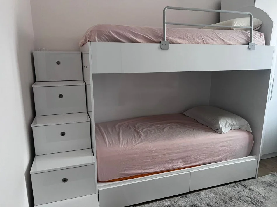 Tirane, jepet me qera apartament 2+1 Kati 3, 90 m² 600 €