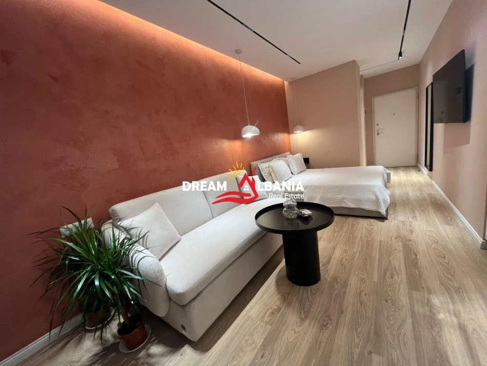 Tirane, jepet me qera garsonier Kati 4, 42 m² 1.200 € (Rruga e Kavajes)