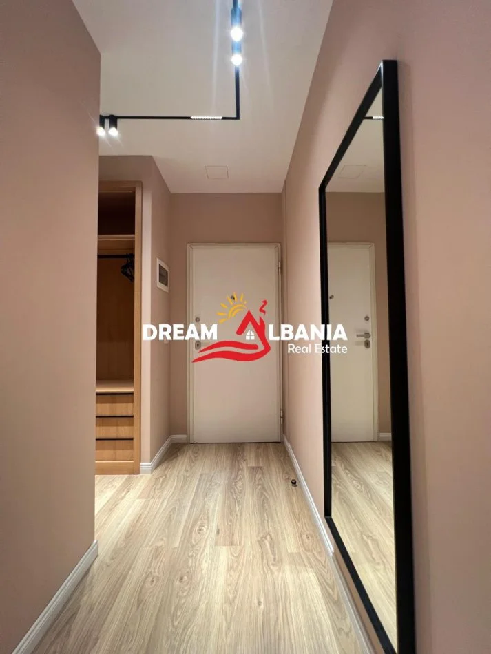 Tirane, jepet me qera garsonier Kati 4, 42 m² 1.200 € (Rruga e Kavajes)