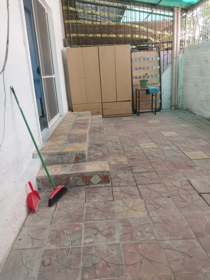 Tirane, jepet me qera garsonier Kati 1, 50 m² 30.000 Leke (Rruga e Dibres)