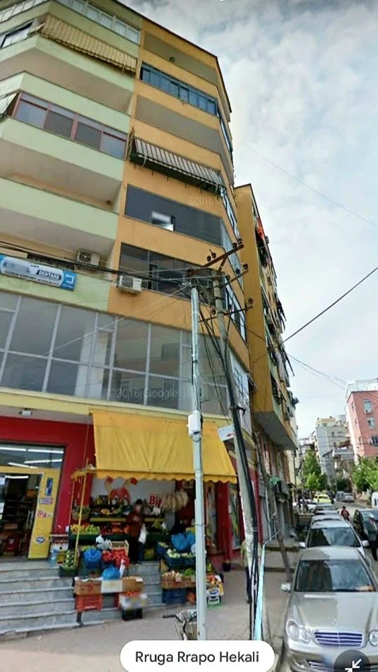 Tirane, jepet me qera nga Pronari, pa-komision apartament 2+1+Ballkon Kati 5, 112 m² 650 €