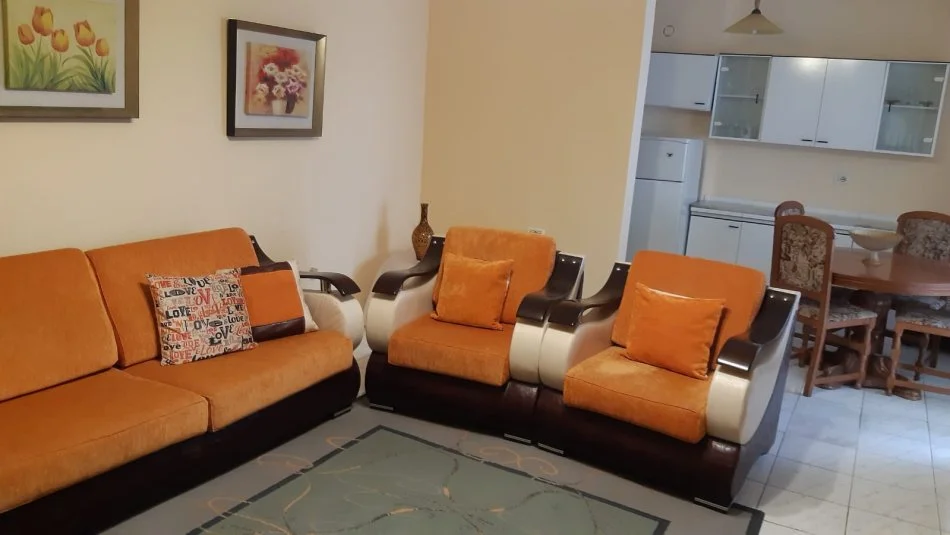 Tirane, jepet me qera apartament 2+1 Kati 4, 1 m² 55.000 € 