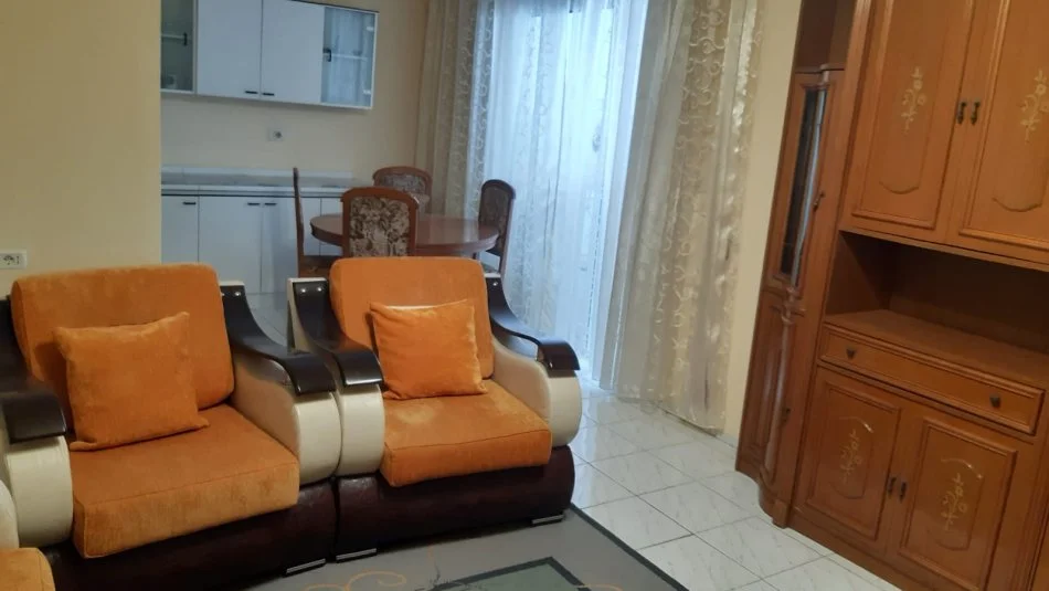 Tirane, jepet me qera apartament 2+1 Kati 4, 1 m² 55.000 € 