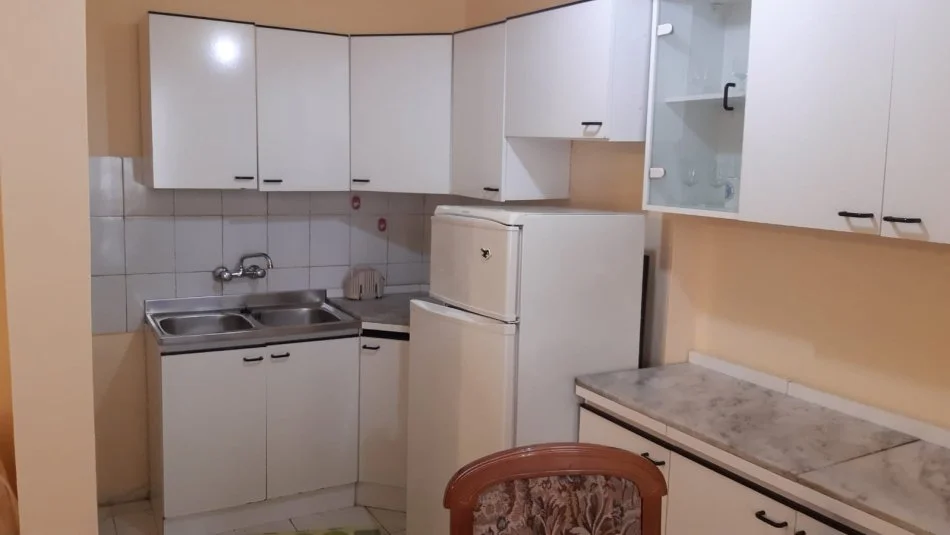 Tirane, jepet me qera apartament 2+1 Kati 4, 1 m² 55.000 € 