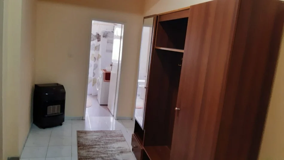 Tirane, jepet me qera apartament 2+1 Kati 4, 1 m² 55.000 € 