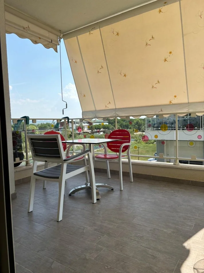 Durres, shitet apartament 2+1 Kati 3, 95 m² 199.999 € (Gjiri Lalzit Perla Resort)