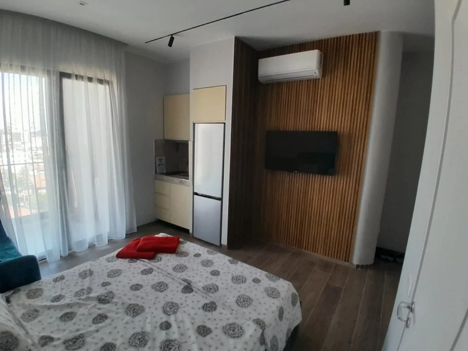 Tirane, jap me qera vetem 1 dhome 1+1+Ballkon Kati 9, 35 m² 40 € (Rr"Muhamet Gjollesha")