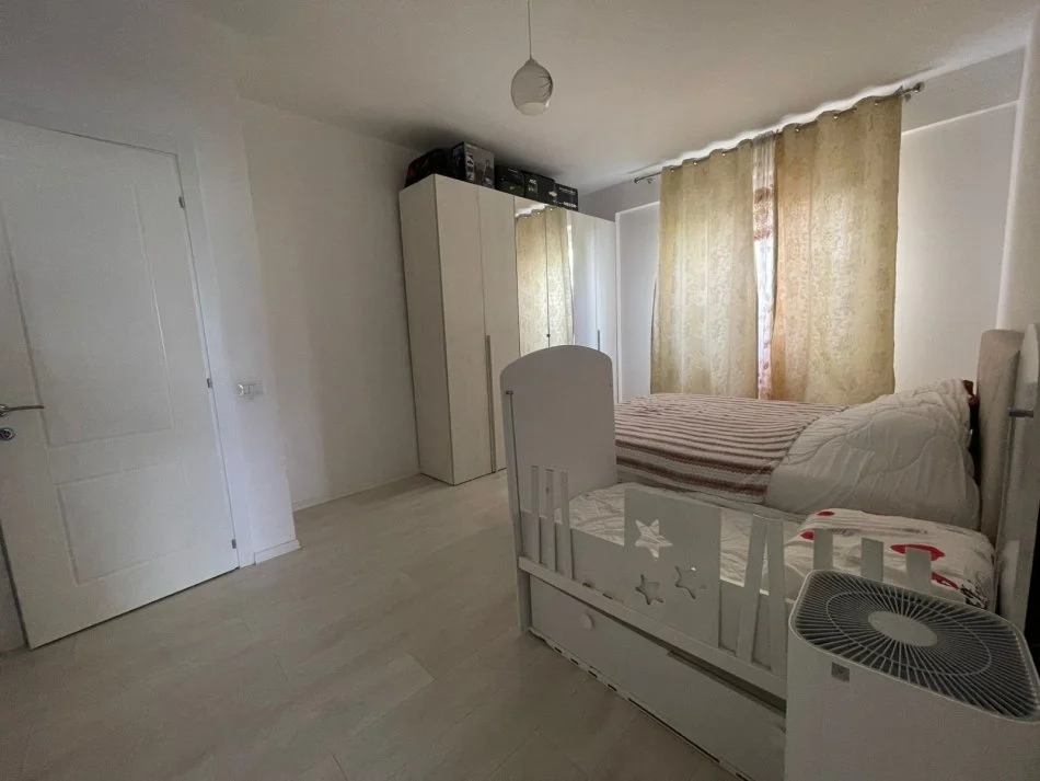 Tirane, jepet me qera apartament 2+1 Kati 2, 102 m² 650 € (Liqeni i Thate, Kompleksi FZ)