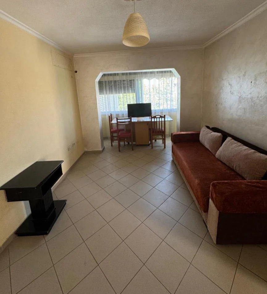 Tirane, shitet apartament 1+1+Ballkon Kati 4, 54 m² 103.000 € 