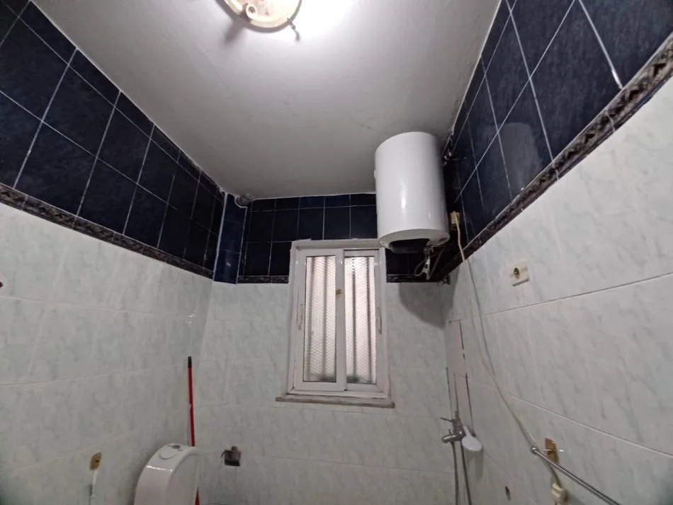 Tirane, jepet me qera apartament 2+1+Post parkimi Kati 1, 120 m² 350 € (Rruga Gezim Erebara)