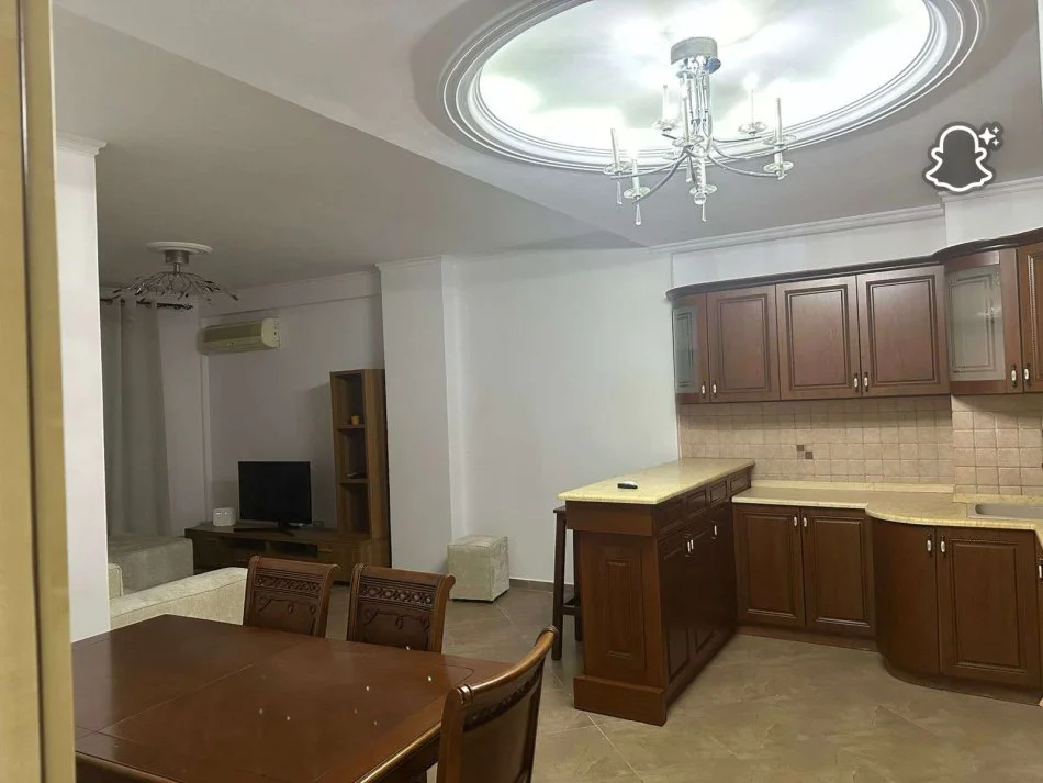 Tirane, jepet me qera apartament 2+1 Kati 5, 110 m² 850 € (Bulevardi Zogu I)