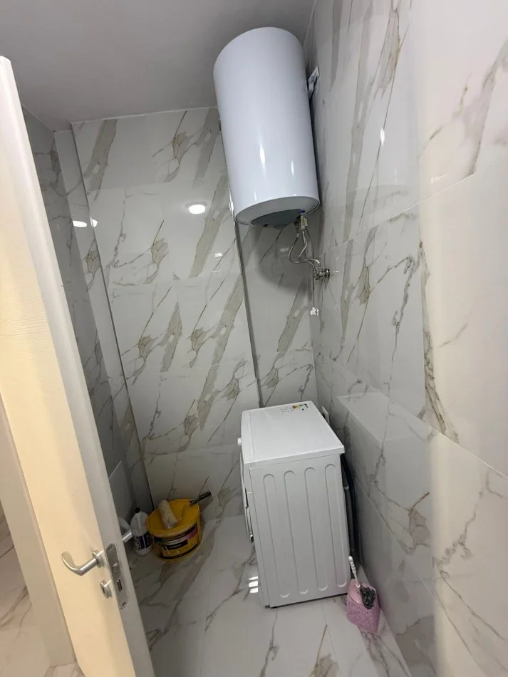 Tirane, jepet me qera apartament 2+1 Kati 3, 800 € 