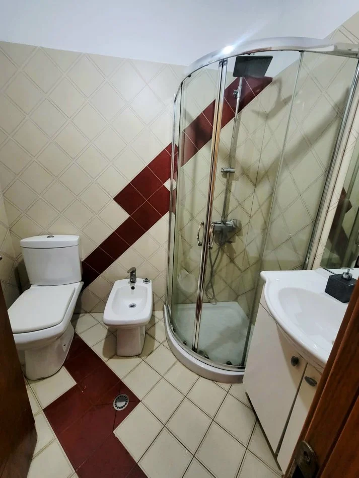 Tirane, shitet apartament 1+1 Kati 2, 69 m² 91.000 € 
