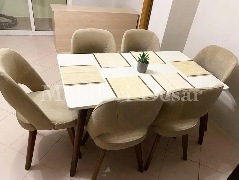 Shqiperi, jepet me qera apartament 2+1+Ballkon Kati 2, 85 m² 700 € (Rruga bill klinton)