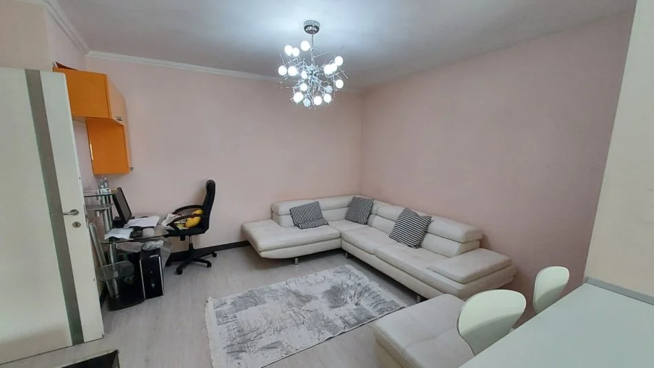 ALI DEMI, shes 1+1 ME HIPOTEKE, Kati 2, 86 m² 140.000 € (CMIM I DISKUTUESHEM)