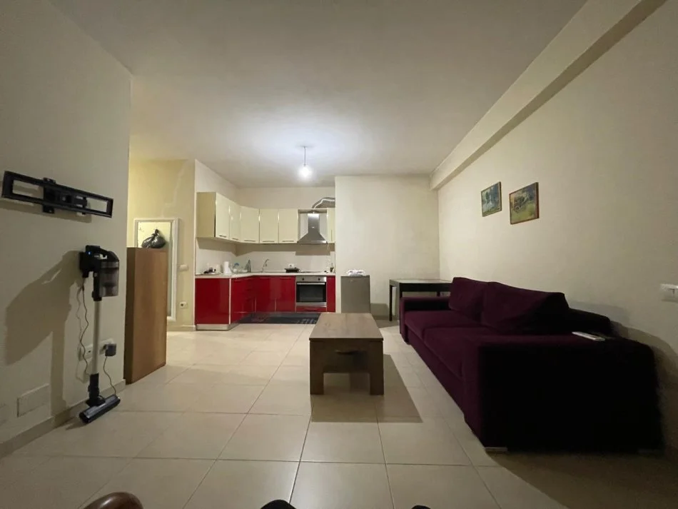 Tirane, shitet apartament 1+1+Ballkon Kati 5, 59 m² 142.000 € (Don Bosko.)