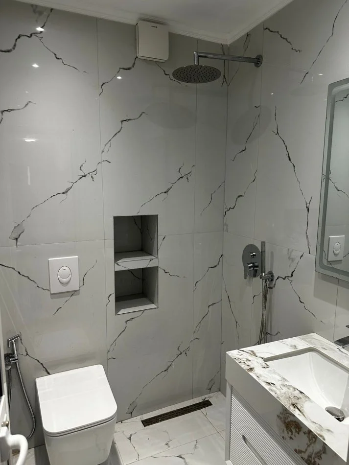 Tirane, jepet me qera apartament Kati 2, 85 m² 900 € 