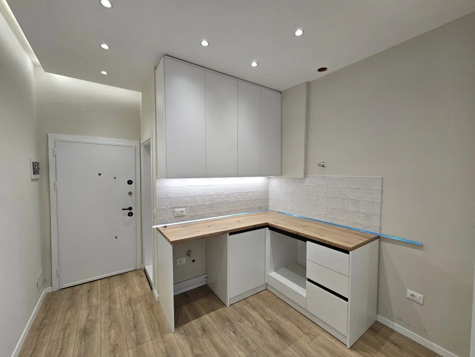 Tirane, shitet apartament 1+1 Kati 4, 41 m² 122.000 € (MYSLYM SHYRI)