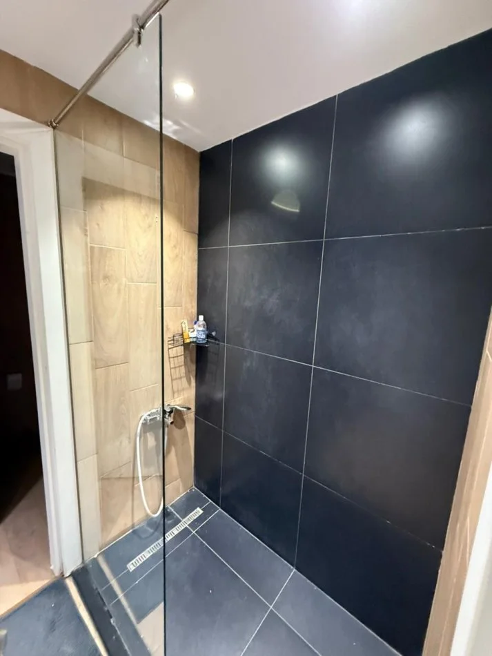 Tirane, jepet me qera apartament duplex Dublex Kati 1, 110 m² 1.000 € (Kodra e Diellit 2)