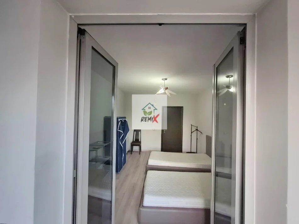 Tirane, jepet me qera apartament 2+1+Aneks+Ballkon Kati 5, 90 m² 600 €