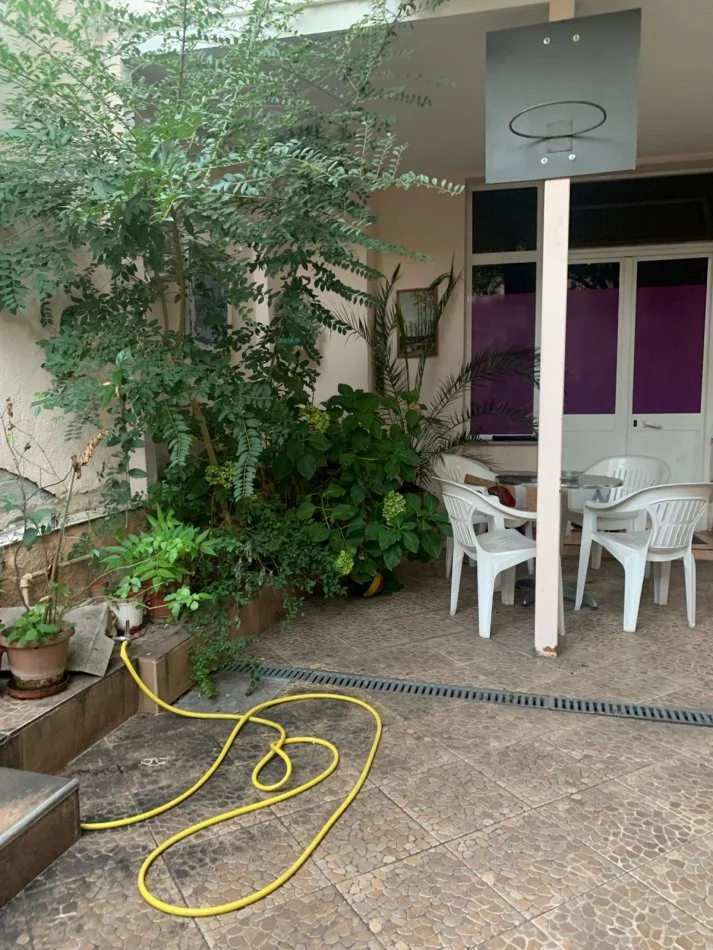 Tirane, jepet me qera 1+1 , 600 €