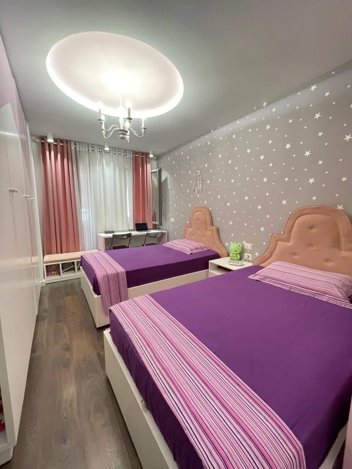 Apartament Lux 2+1+2 per qira, Kompleksi Tower Bridge 3 te Rruga e Dibres