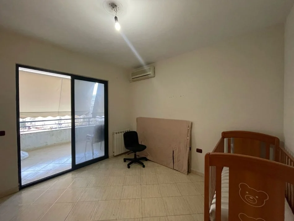Tirane, jepet me qera apartament 4+1+Aneks+Ballkon Kati 4, 200 m² (zogu i zi)