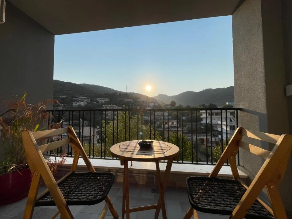 🆕🏡 JEPET ME QIRA GARSONIERE NE LUNGOMARE VLORE