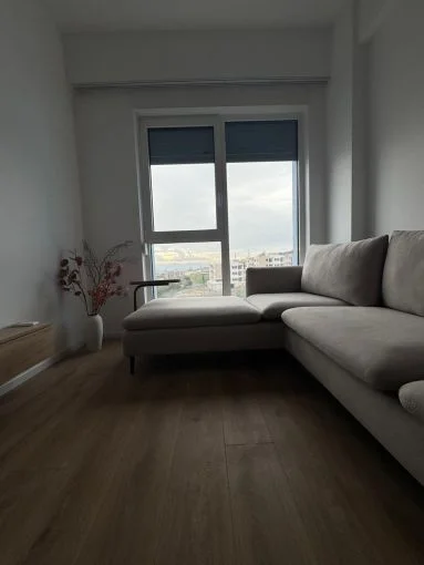 Tirane, jepet me qera apartament 1+1+Aneks+Ballkon Kati 2, 60 m² 470 € (shkoze)