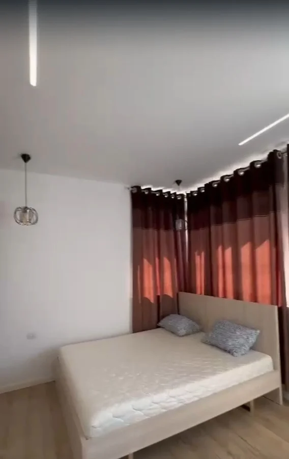 Tirane, jepet me qera apartament 2+1+Aneks+Ballkon Kati 6, 75 m² 500 € (Kodra Diellit, Rruga Rrapo Hekali)