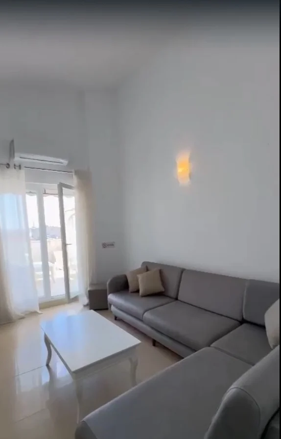 Tirane, jepet me qera apartament 2+1+Aneks+Ballkon Kati 6, 75 m² 500 € (Kodra Diellit, Rruga Rrapo Hekali)