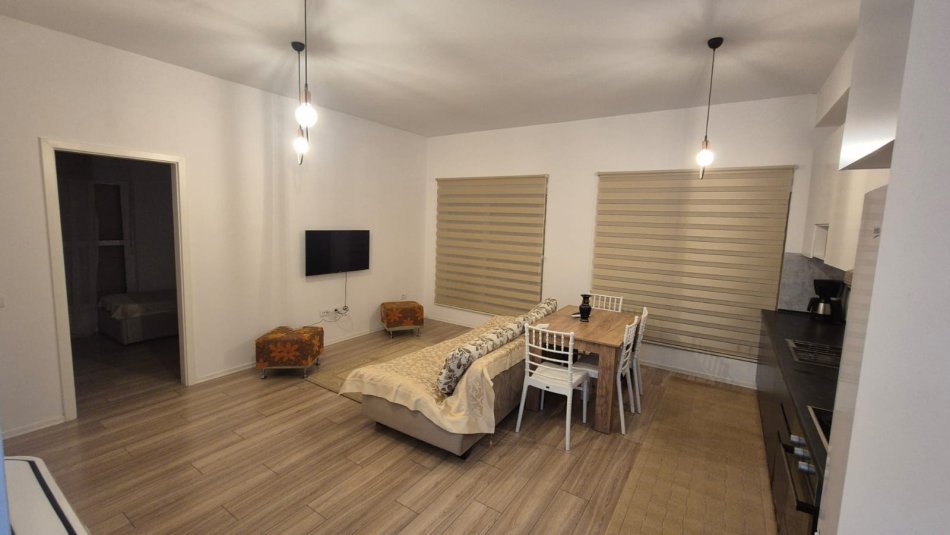 Tirane, jap me qera apartament duplex 2+1 Kati 4, 95 m² 550 € 