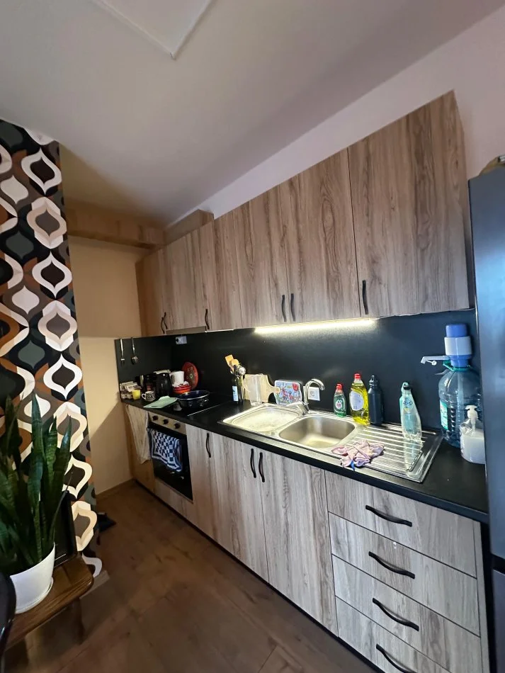 Tirane, shitet apartament 2+1+Aneks+Ballkon Kati 8, 91 m² 205.000 €